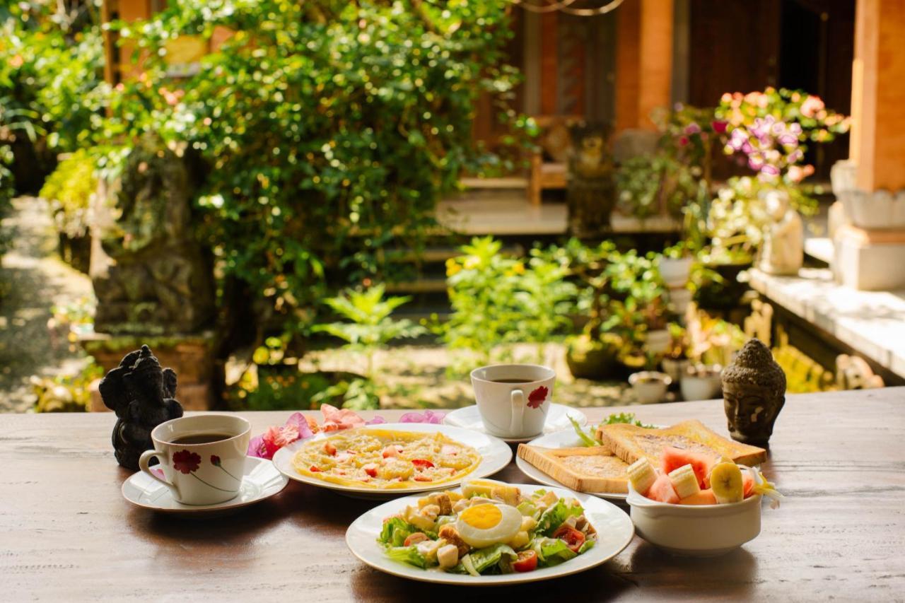 Satya House Ubud Экстерьер фото
